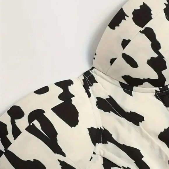 Stylish Cross Tie Cow Print Top | Size M/L - Picture 2 of 4